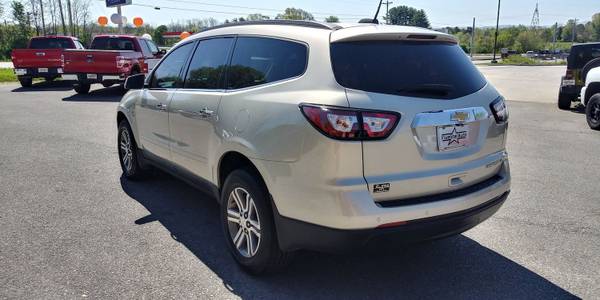 2016 Chevrolet Traverse LT LOCAL TRADE - - by dealer for sale in Maryville, TN – photo 5