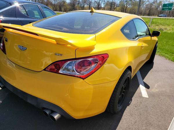 2012 HYUNDAI GENESIS COUPE - - by dealer - vehicle for sale in Ham Lake, MN – photo 4