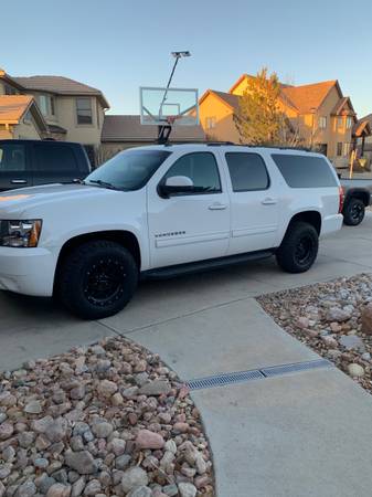 2012 Chevy Suburban 1500 LT 4WD - cars & trucks - by owner - vehicle... for sale in Windsor, CO – photo 2