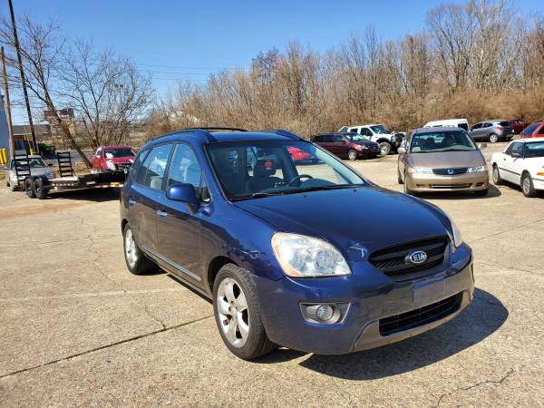 2007 KIA RONDO LX EXTRA CLEAN - - by dealer for sale in Indianapolis, IN – photo 6