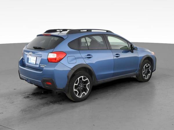 2016 Subaru Crosstrek 2.0i Premium Sport Utility 4D hatchback Blue -... for sale in Van Nuys, CA – photo 11