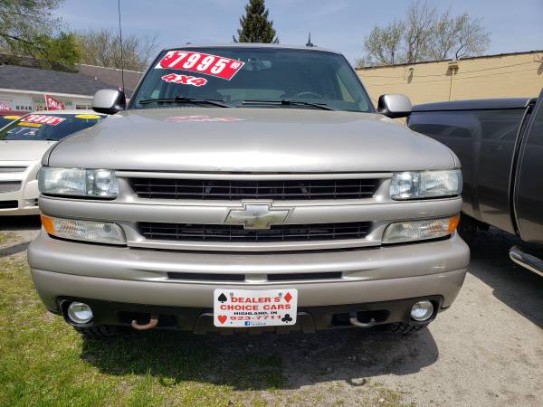 2004 Chevy Suburban Z71 4x4 Clean! - - by dealer for sale in Highland, IL – photo 2