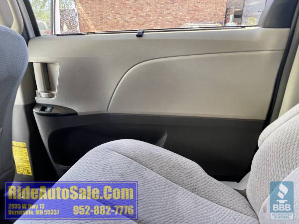 2011 Toyota Sienna LE 7-8 passenger quads Dual AC 3 5 V6 very clean for sale in Burnsville, MN – photo 16