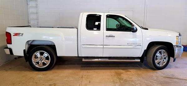 2013 Chevrolet Silverado 1500 LT - - by dealer for sale in Sioux Falls, SD – photo 2