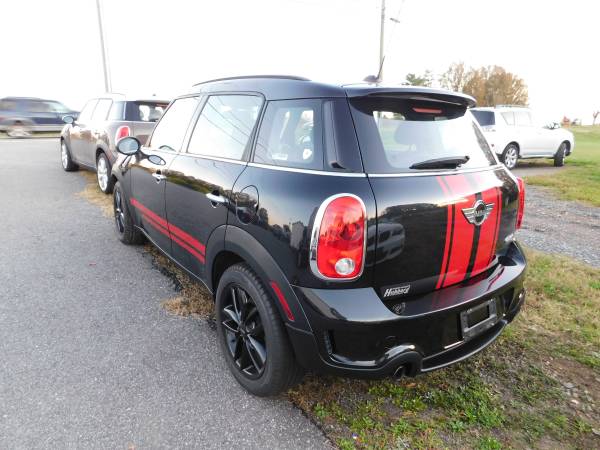 2011 Mini Cooper Countryman S 6 speed Manual Loaded - cars & trucks... for sale in Mooresville, NC – photo 5