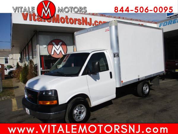 2017 GMC Savana Commercial Cutaway 3500, 139 12 FOOT BOX TRUCK for sale in South Amboy, PA