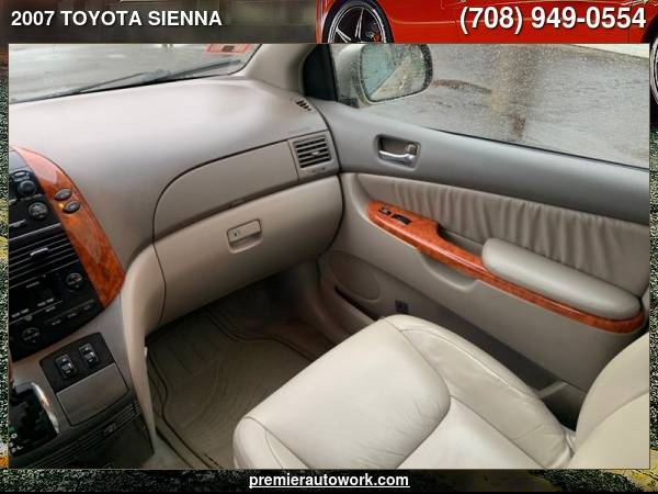 2007 TOYOTA SIENNA XLE - - by dealer - vehicle for sale in Alsip, IL – photo 14