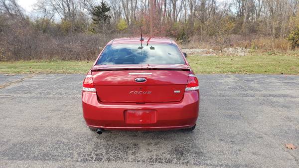 2009 Ford Focus SES ONE OWNER NO ACCIDENTS - cars & trucks - by... for sale in Grand Blanc, MI – photo 6