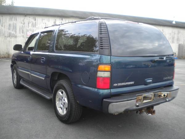 2005 Chevrolet Suburban 1500 4WD for sale in Hartford, CT – photo 8