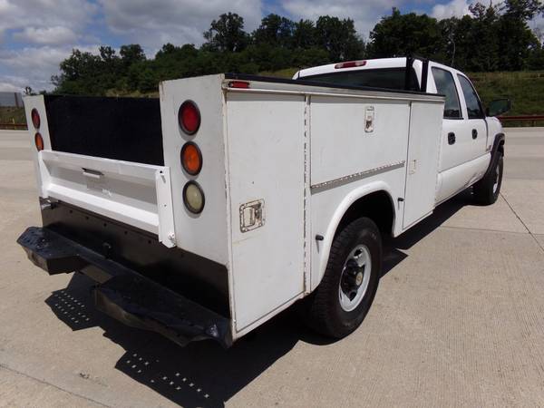 2006 Chevy 2500HD Diesel/4x4 8' Service Truck for sale in Medley, District Of Columbia – photo 5