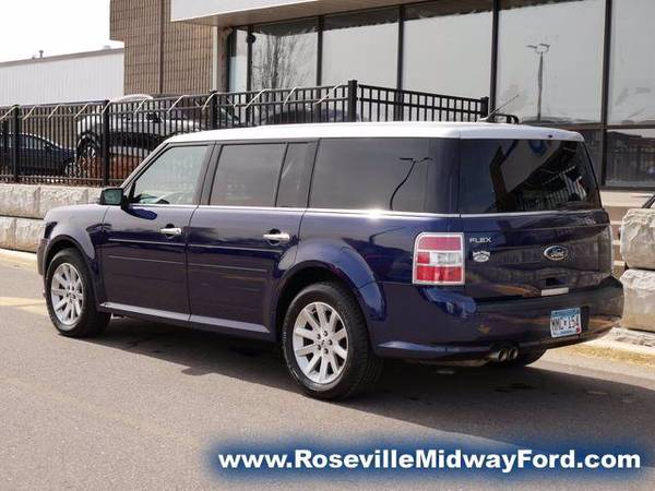 2011 Ford Flex Sel - - by dealer - vehicle automotive for sale in Roseville, MN – photo 8