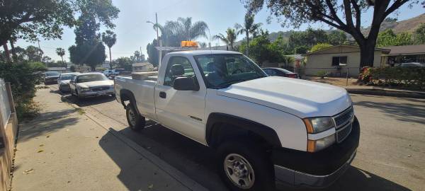 ! 2005 silverado 2500 hd 2wd just smog cold ac clean title one owner for sale in Pomona, CA – photo 3