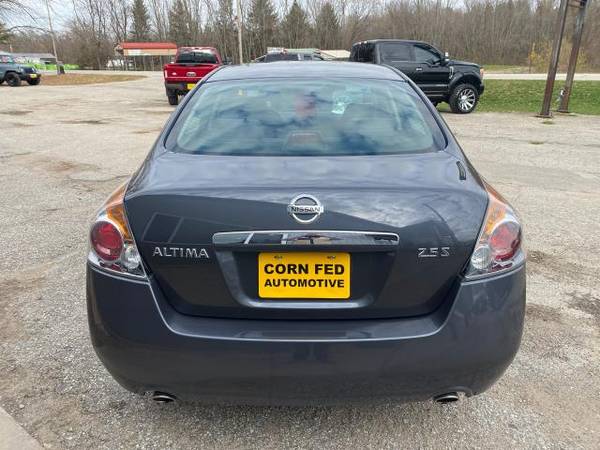 2008 Nissan Altima 4dr Sdn I4 CVT 2.5 S - cars & trucks - by dealer... for sale in CENTER POINT, IA – photo 5