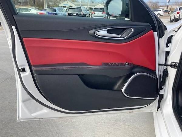 2018 Alfa Romeo Giulia AWD *$500 DOWN YOU DRIVE! - cars & trucks -... for sale in St Peters, MO – photo 10
