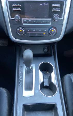2016 Nissan Altima - 49,500 miles, Backup Camera, Push Button Start... for sale in Bowling Green , KY – photo 17