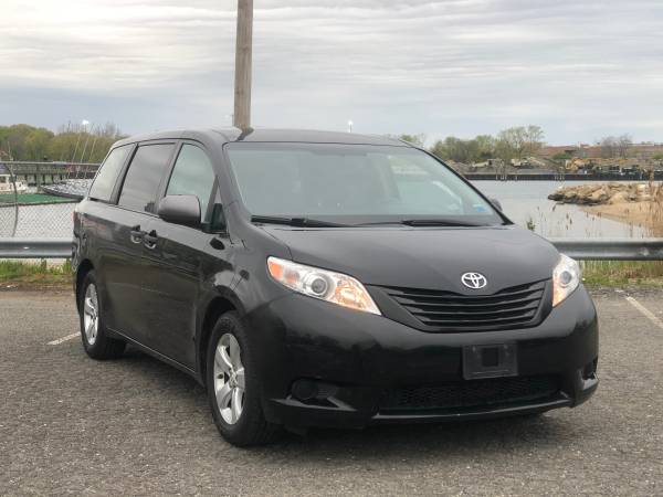 2015 Toyota Sienna - - by dealer - vehicle automotive for sale in Fort Lee, NJ – photo 2