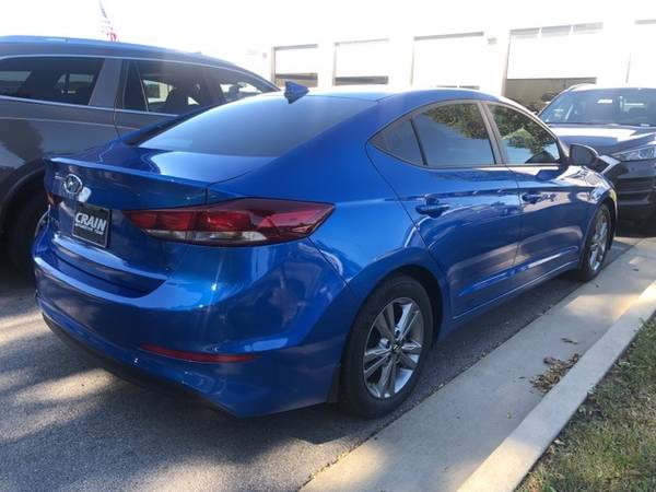 2017 Hyundai Elantra SE sedan Electric Blue Metallic for sale in Fayetteville, AR – photo 5