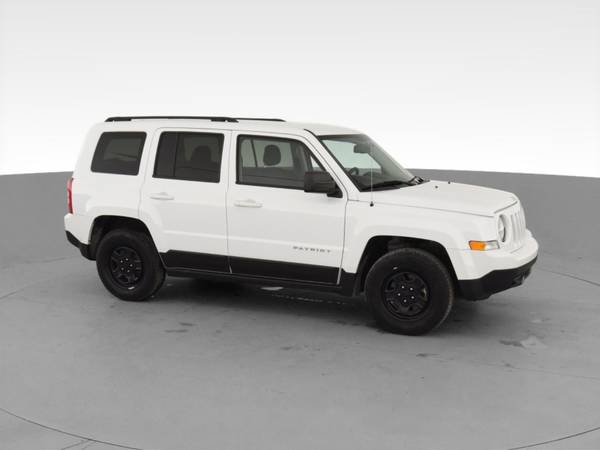 2016 Jeep Patriot Sport SUV 4D suv White - FINANCE ONLINE - cars &... for sale in Phoenix, AZ – photo 14