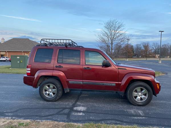 2008 Jeep Liberty 4X4 Sport Utility - cars & trucks - by owner -... for sale in Indianapolis, IN – photo 4
