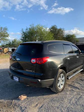 CHEVROLET TRAVERSE 2012 - cars & trucks - by owner - vehicle... for sale in Brownsville, TX – photo 4