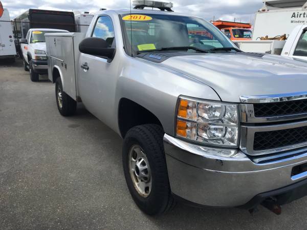 2011 Chevy 2500HD 4WD Pickup With Utility Body - - by for sale in Somerville, CT – photo 2