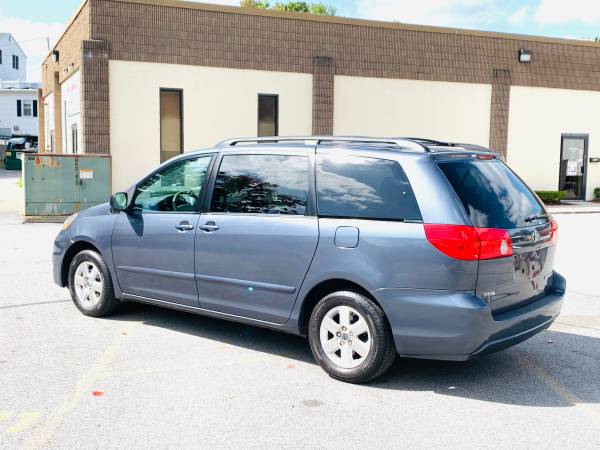 2008 Toyota Sienna 157k - cars & trucks - by owner - vehicle... for sale in Tyngsboro, MA – photo 6