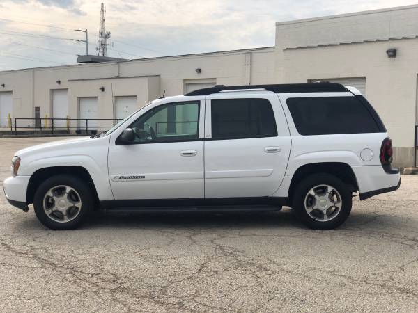 2004 Chevy Trailblazer LT*4WD*Extended*7-Passenger*Moonroof*Alloy-Whls for sale in Elgin, IL – photo 7