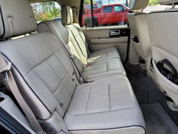 2008 Lincoln Navigator 4x4 4WD Sport Utility 4D SUV Dream City -... for sale in Portland, OR – photo 11