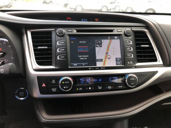 2019 Toyota Highlander XLE for sale in Georgetown, TX – photo 14