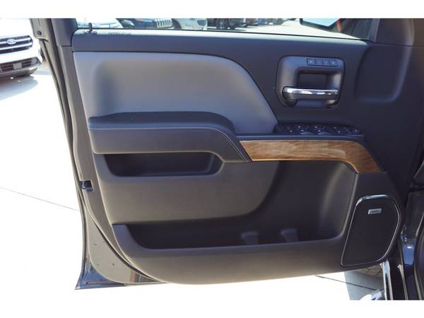 2018 Chevy Chevrolet Silverado 1500 LTZ w/1LZ pickup Graphite for sale in Pasadena, TX – photo 17