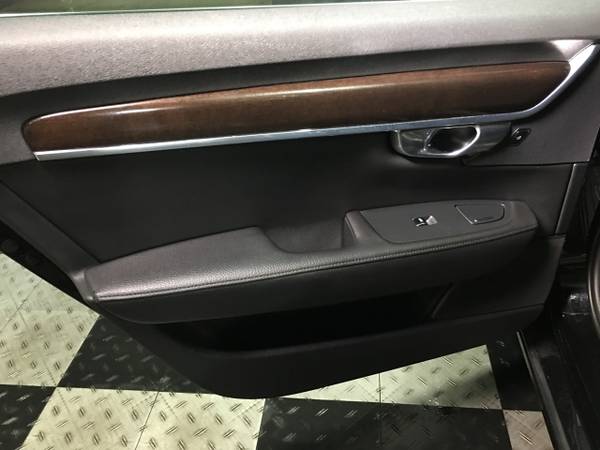 2018 Volvo S90 T5 AWD Momentum for sale in Bridgeview, IL – photo 15