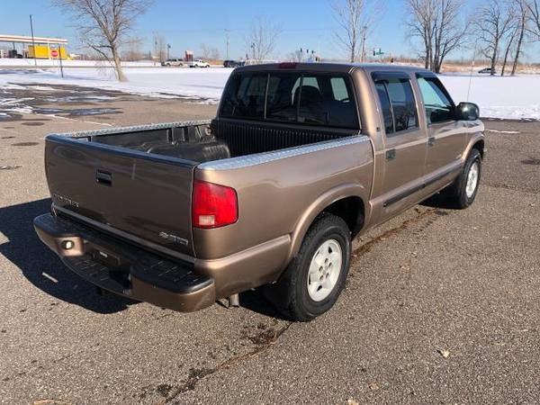 2003 Chevrolet S10 Pickup LS Crew Cab 4WD - cars & trucks - by... for sale in Minneapolis, MN – photo 7