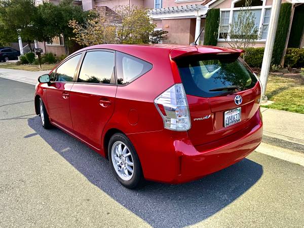2012 Toyota Prius V fully-loaded for sale in Belmont, CA – photo 6