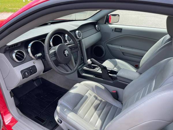 Stop By and Test Drive This 2005 Ford Mustang with 104, 948 for sale in South Windsor, CT – photo 12
