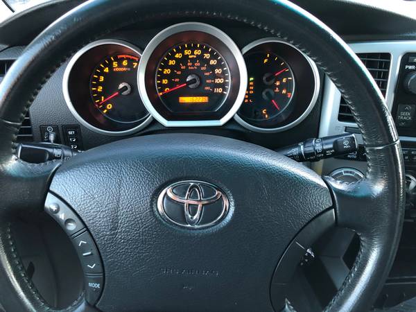 2007 Toyota 4runner Limited V6 4x4 Leather, Sunroof - cars & trucks... for sale in Knoxville, TN – photo 15