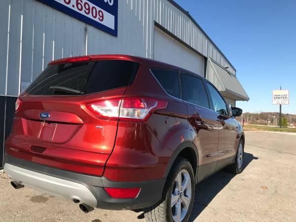 2015 Ford Escape SE FWD - cars & trucks - by dealer - vehicle... for sale in Iowa City, IA – photo 5