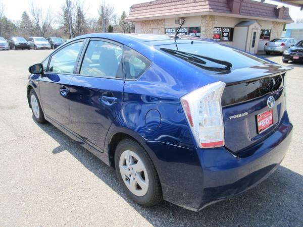 2010 Toyota Prius Prius - - by dealer - vehicle for sale in Moorhead, ND – photo 3