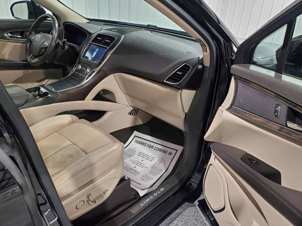 2017 LINCOLN MKX RESERVE - cars & trucks - by dealer - vehicle... for sale in Campbellsville, KY – photo 5