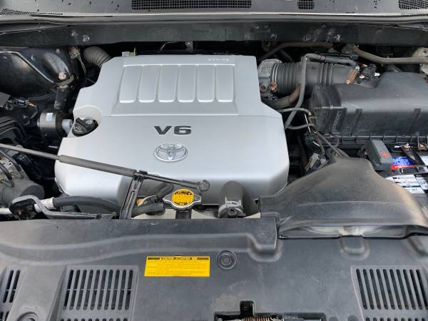2008 Toyota Highlander Sport - cars & trucks - by owner - vehicle... for sale in La Grange, IL – photo 10