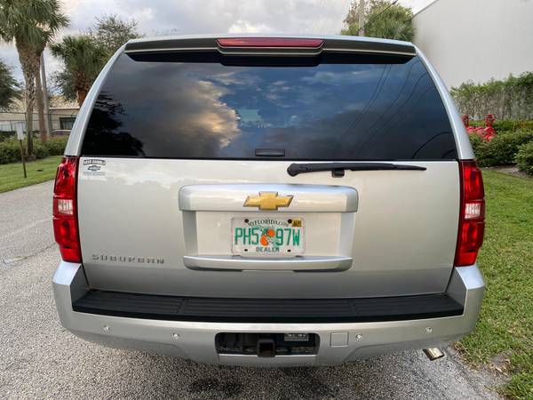 Chevrolet Suburban 2013 - cars & trucks - by owner - vehicle... for sale in West Palm Beach, FL – photo 6