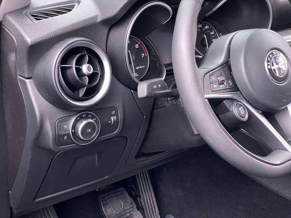 2018 Alfa Romeo Stelvio Ti Sport Utility 4D hatchback Black -... for sale in Atlanta, CA – photo 24