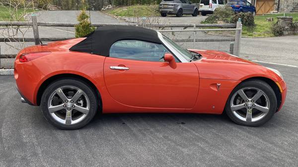 2008 Pontiac Solstice GXP - Low Miles ! for sale in Bronxville, NY – photo 6