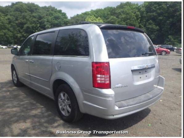 2010 Chrysler Town & Country Touring - cars & trucks - by owner -... for sale in Passaic, NJ – photo 4