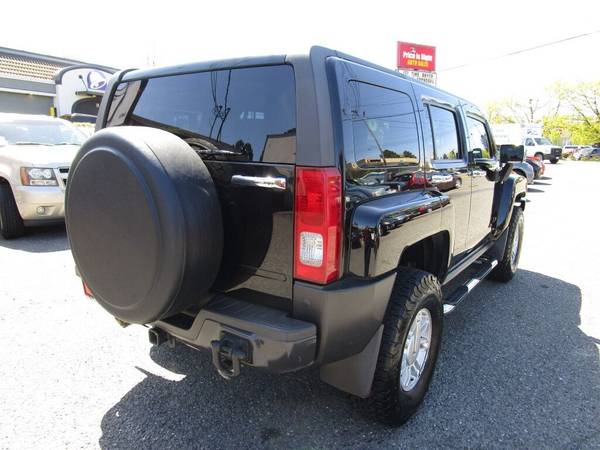 Low Mileage 2006 HUMMER H3 Adventure Loaded and Aftermarket Exhaust! for sale in Lynnwood, WA – photo 5