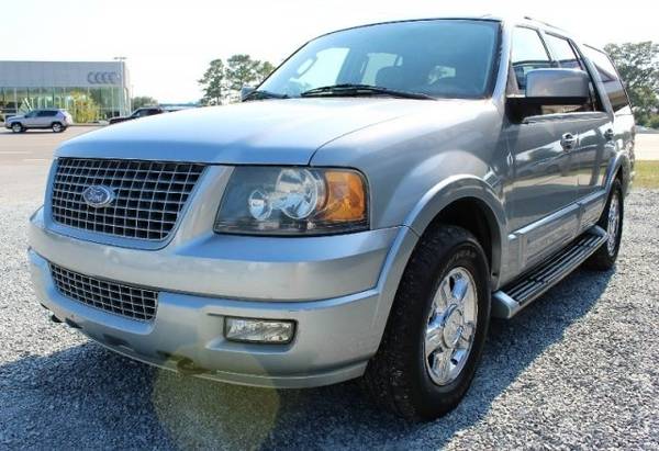 2006 Ford Expedition 4dr Limited 4WD with LATCH system on rear... for sale in Wilmington, NC – photo 3