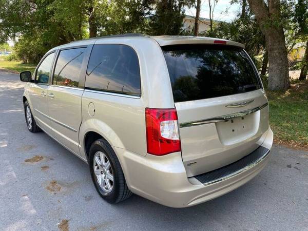 2013 Chrysler Town n Country - - by dealer - vehicle for sale in PORT RICHEY, FL – photo 4