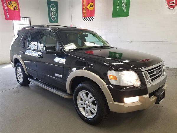 2008 Ford Explorer 4WD 4dr V6 Eddie Bauer -EASY FINANCING AVAILABLE for sale in Bridgeport, CT – photo 2
