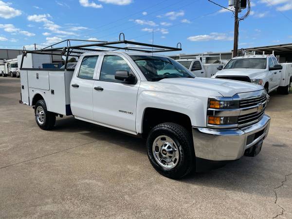 2015 Chevrolet 2500HD Crewcab Service / Utility Bed Ladder Rack V8 -... for sale in Mansfield, TX – photo 2