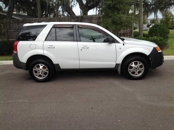 2004 Saturn Vue 1 Owner.RV Towable. New Tires. - cars & trucks - by... for sale in Sarasota, FL – photo 2