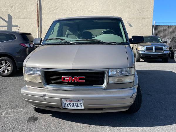 2001 GMC SAFARI JUST 101000ML - - by dealer - vehicle for sale in Daly City, CA – photo 2